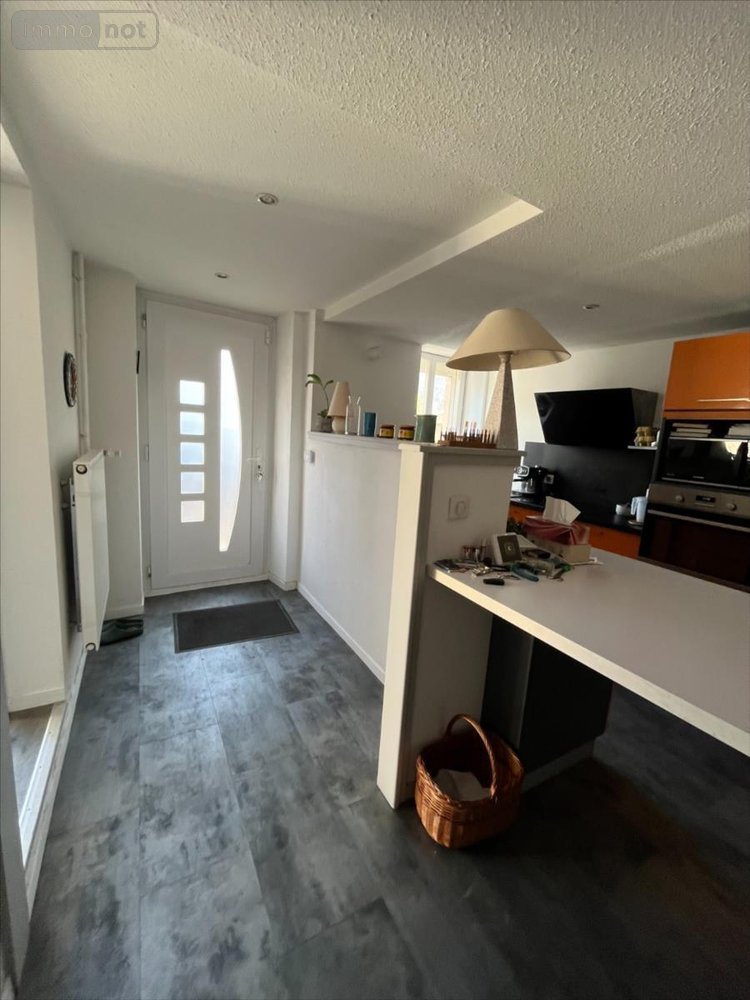 Immeuble a vendre Tavaux 39500 Jura 152 m2  195000 euros