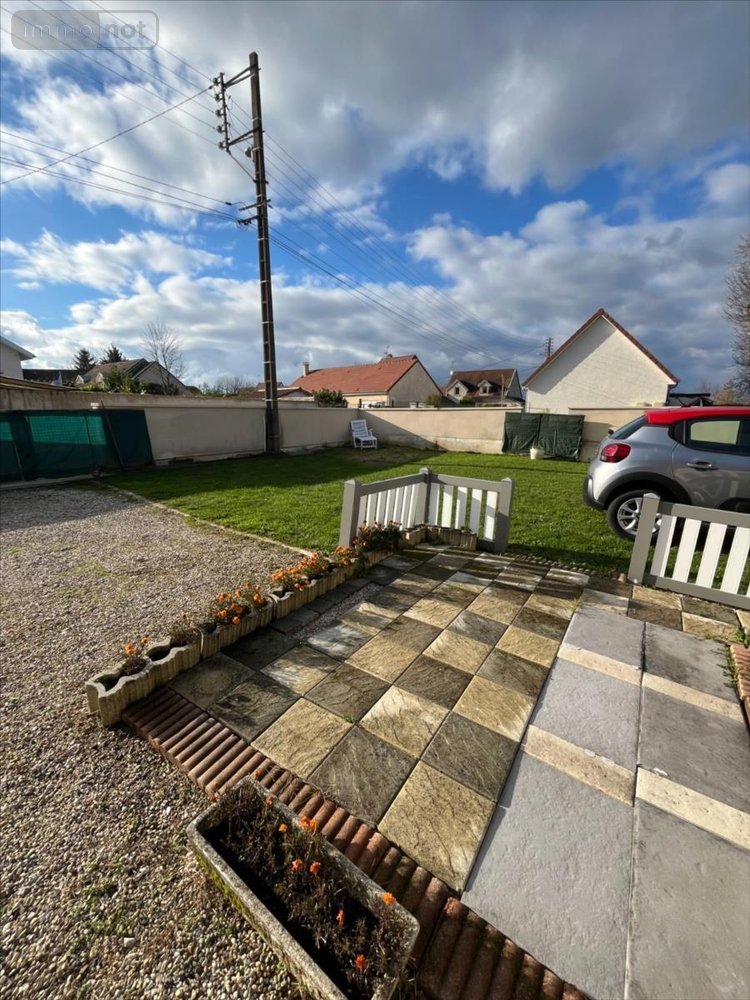 Immeuble a vendre Tavaux 39500 Jura 152 m2  195000 euros