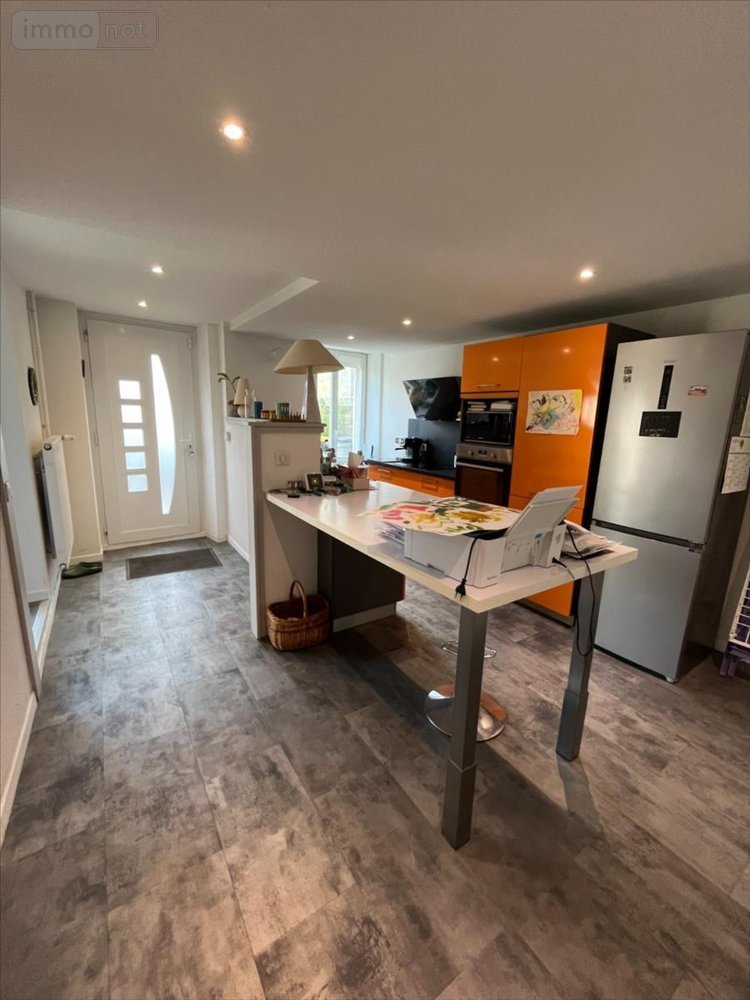 Immeuble a vendre Tavaux 39500 Jura 152 m2  195000 euros