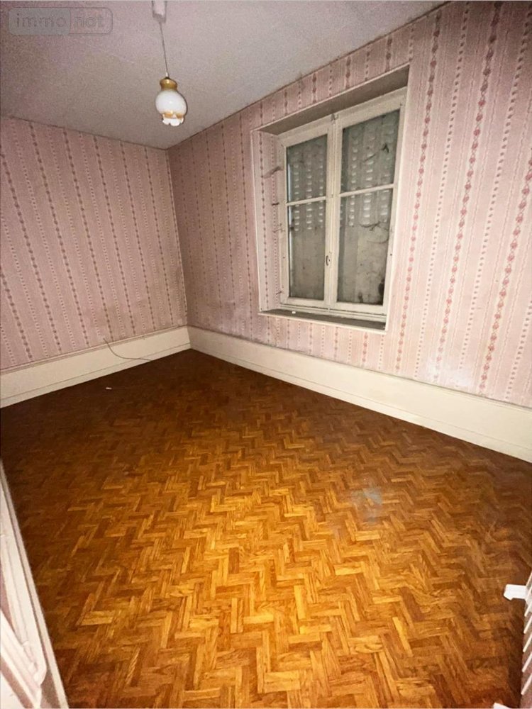 Immeuble a vendre Rochefort-sur-Nenon 39700 Jura 142 m2  210000 euros