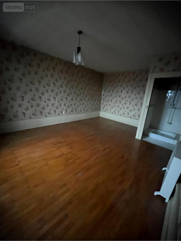 Immeuble a vendre Rochefort-sur-Nenon 39700 Jura 142 m2  210000 euros