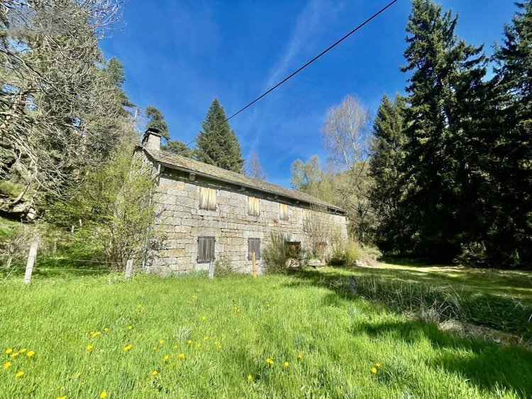 Maison a vendre Saint-Just 15320 Cantal 191 m2 7 pièces 269000 euros