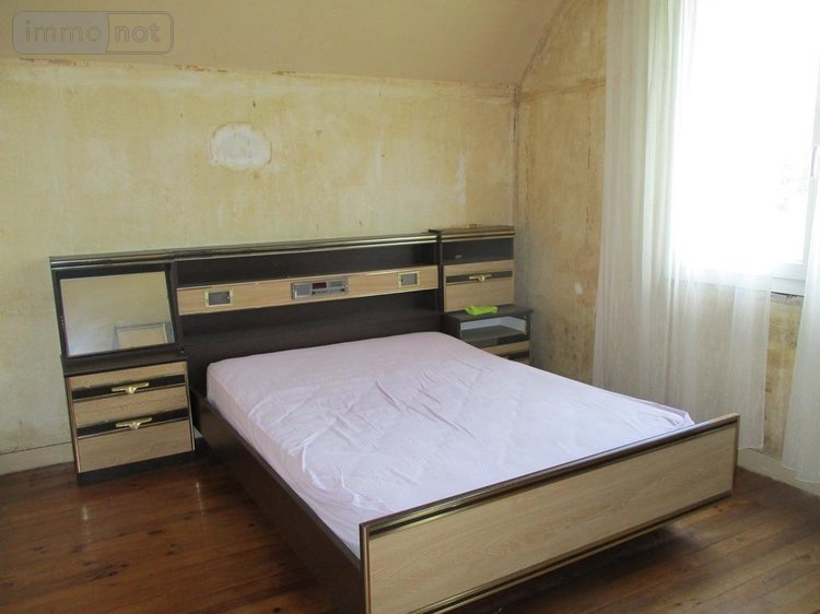 Maison a vendre Carhaix-Plouguer 29270 Finistère 66 m2 6 pièces 100700 euros