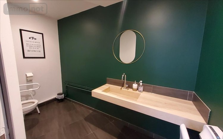 Fonds et murs commerciaux a vendre Carhaix-Plouguer 29270 Finistère 228 m2  420000 euros