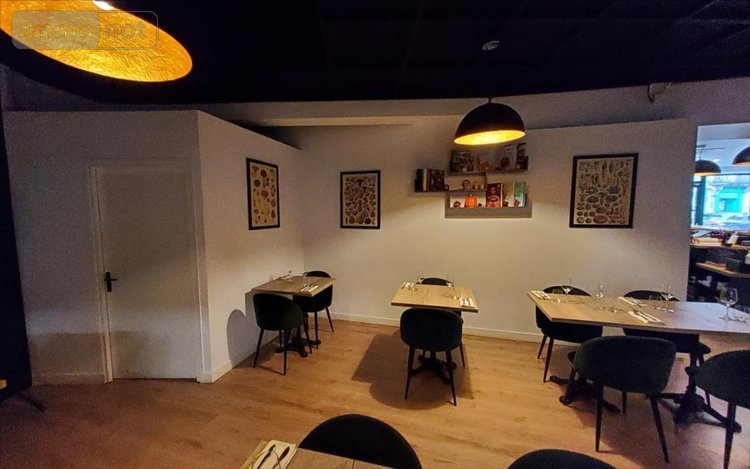 Fonds et murs commerciaux a vendre Carhaix-Plouguer 29270 Finistère 148 m2  420000 euros