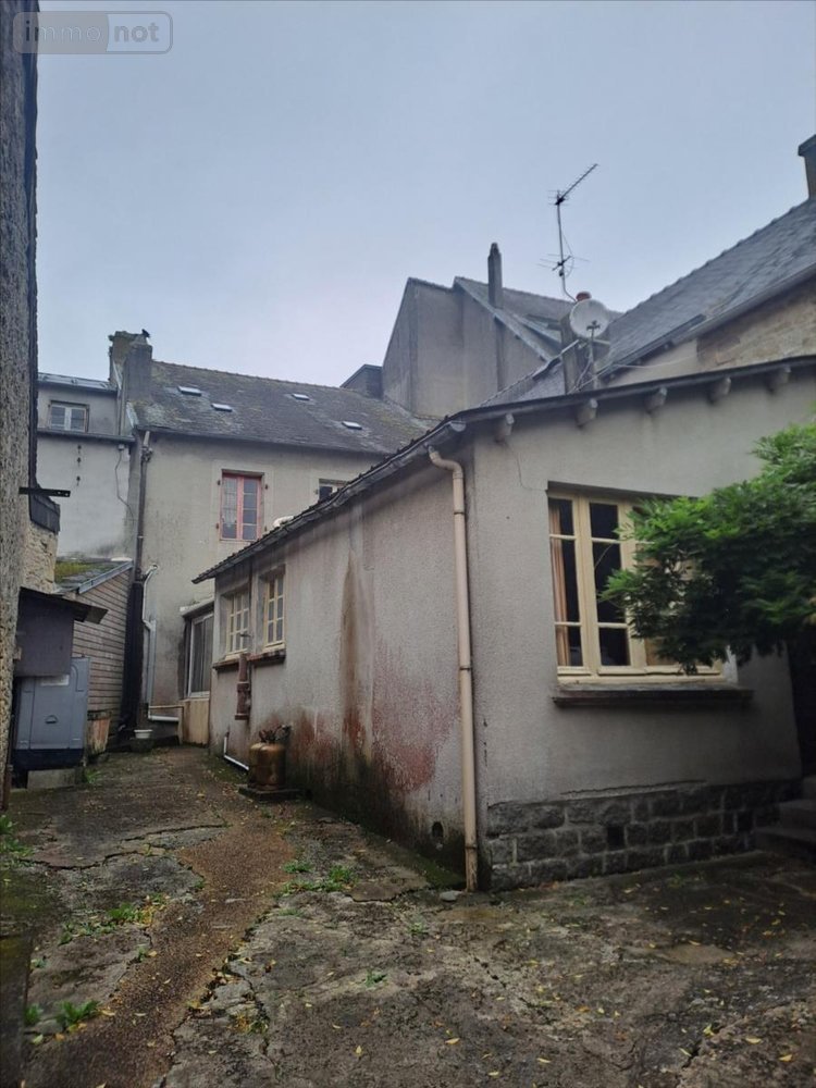 Maison a vendre Huelgoat 29690 Finistère 220 m2 10 pièces 137150 euros