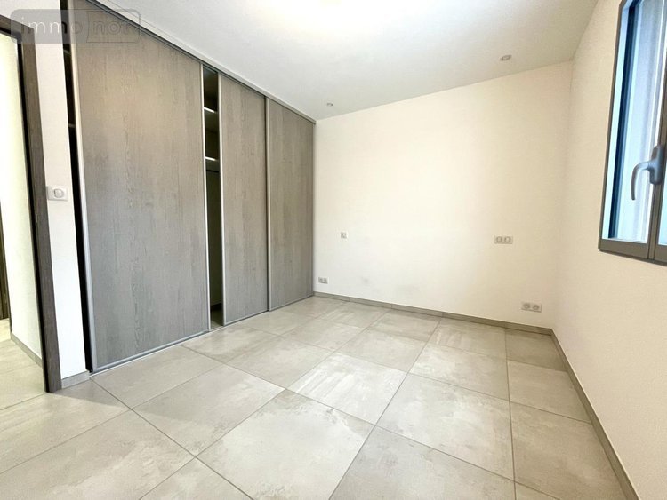 Location maison Peyre en Aubrac 48130 Lozère 110 m2  950 euros