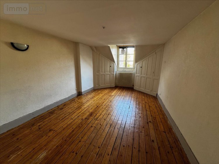 Location maison Dole 39100 Jura 201 m2 7 pièces 1100 euros