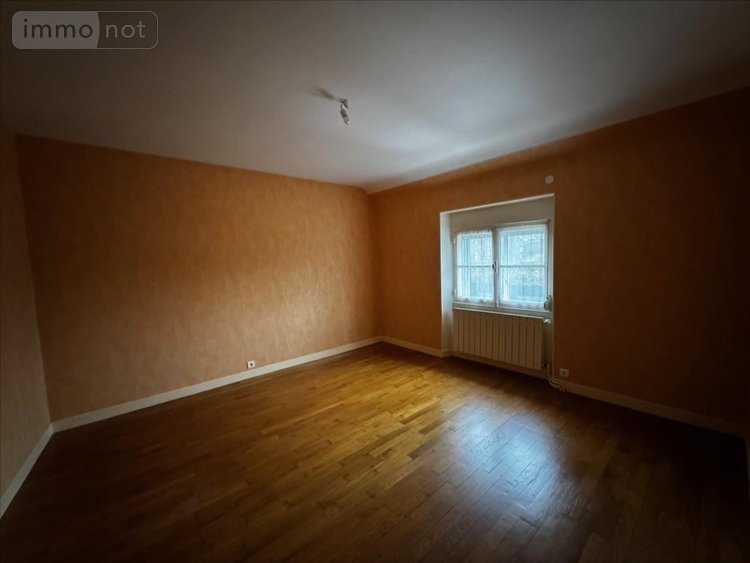 Location maison Dole 39100 Jura 75 m2 3 pièces 850 euros