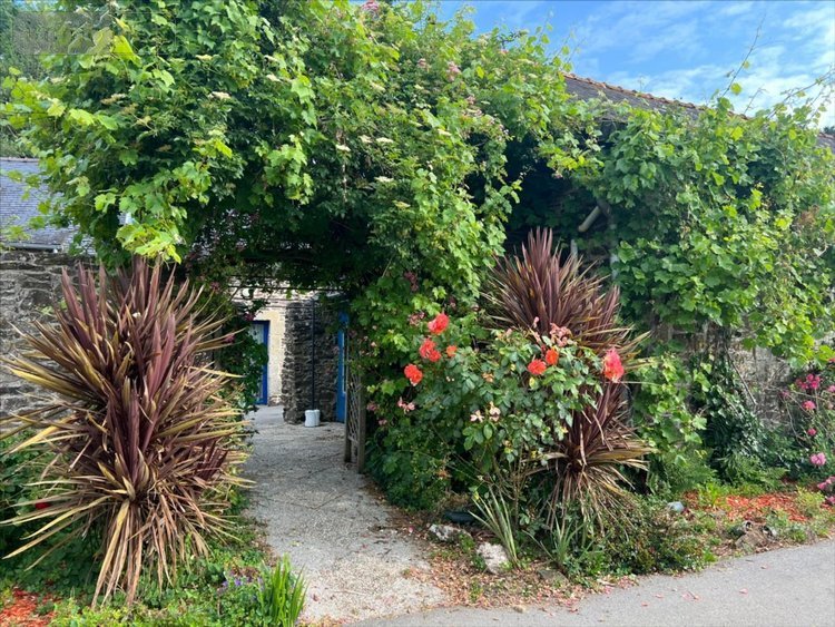 Maison a vendre Le Cloître-Pleyben 29190 Finistère 174 m2 8 pièces 365750 euros