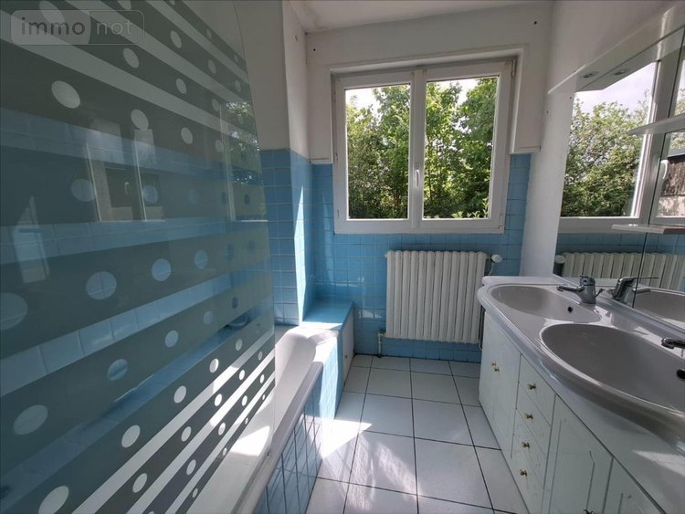 Maison a vendre Saint-Sauveur-le-Vicomte 50390 Manche 175 m2 9 pièces 104800 euros