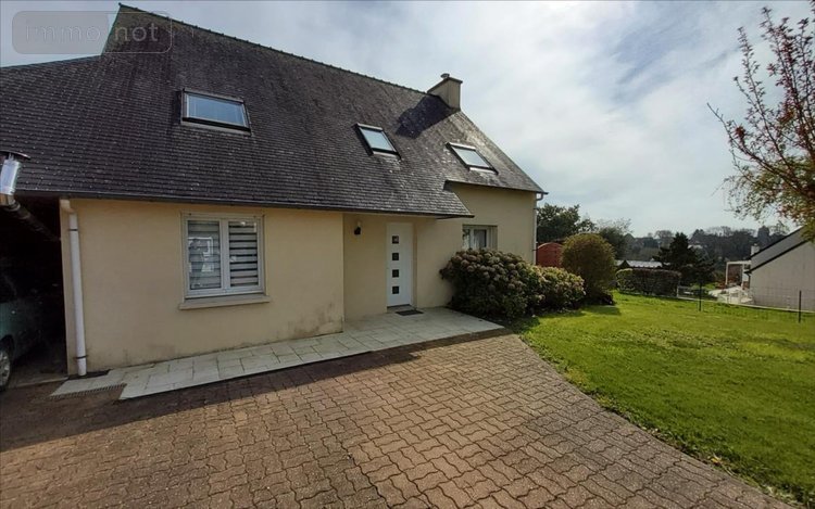 Maison a vendre Carhaix-Plouguer 29270 Finistère 130 m2 6 pièces 299250 euros