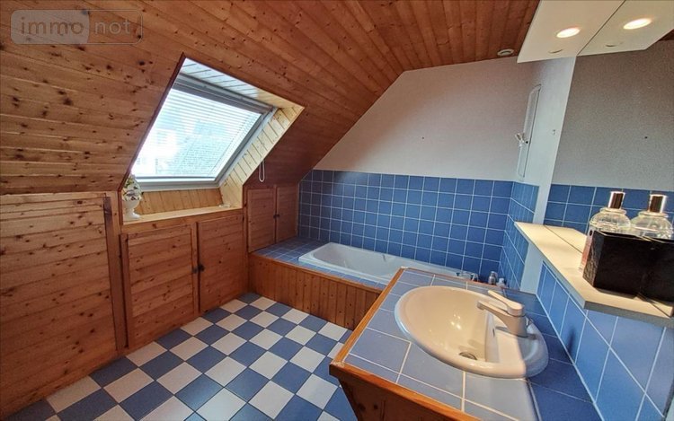 Maison a vendre Carhaix-Plouguer 29270 Finistère 130 m2 6 pièces 299250 euros