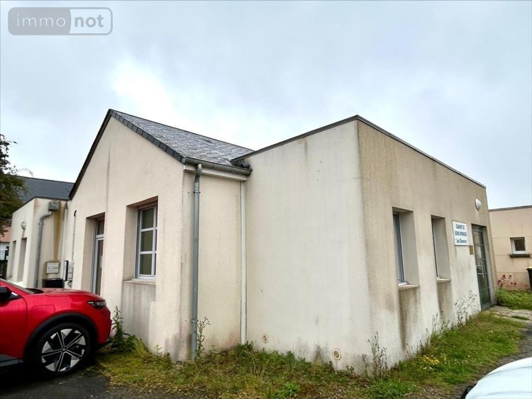 Fonds et murs commerciaux a vendre Saint-Sauveur-le-Vicomte 50390 Manche 102 m2  158160 euros