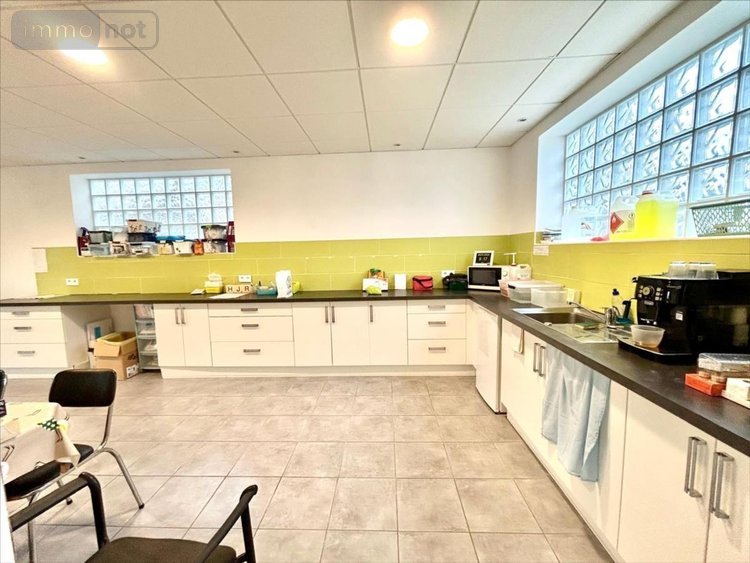 Fonds et murs commerciaux a vendre Saint-Sauveur-le-Vicomte 50390 Manche 102 m2  158160 euros