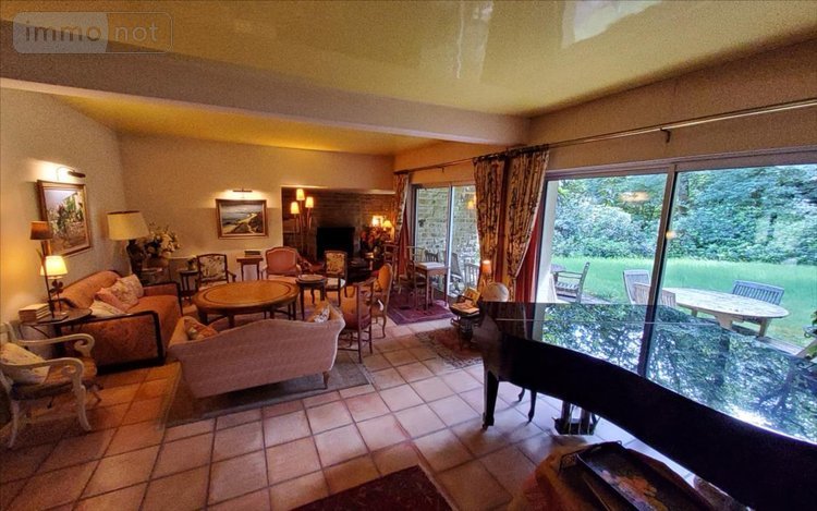 Maison a vendre Trébrivan 22340 Côtes-d'Armor 300 m2 15 pièces 546000 euros