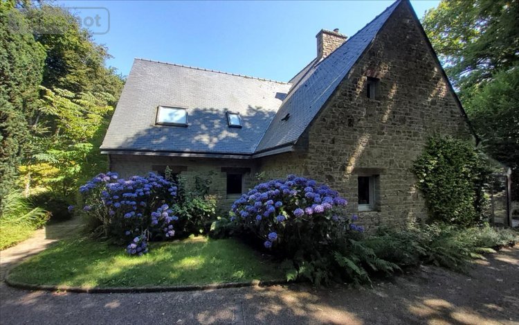 Maison a vendre Trébrivan 22340 Côtes-d'Armor 300 m2 15 pièces 546000 euros