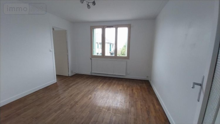 Location maison Dol-de-Bretagne 35120 Ille-et-Vilaine 77 m2 4 pièces 895 euros
