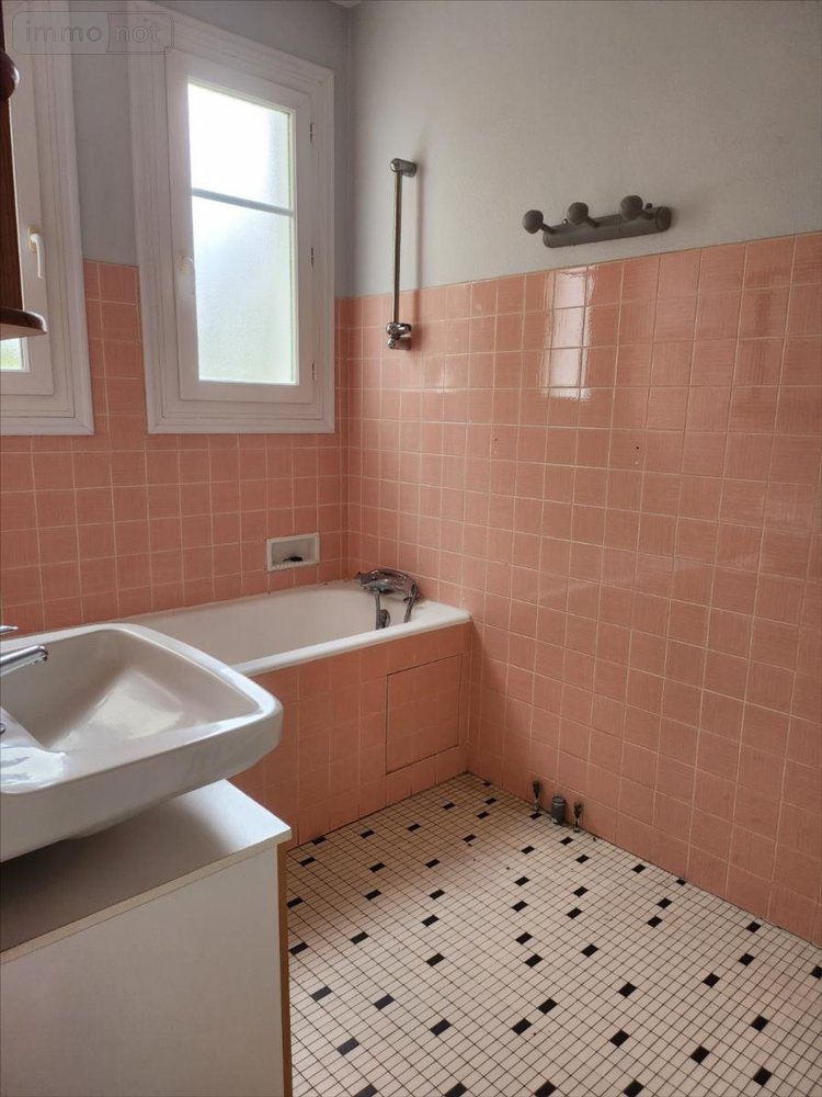 Maison a vendre Dun-sur-Auron 18130 Cher 88 m2 3 pièces 117620 euros