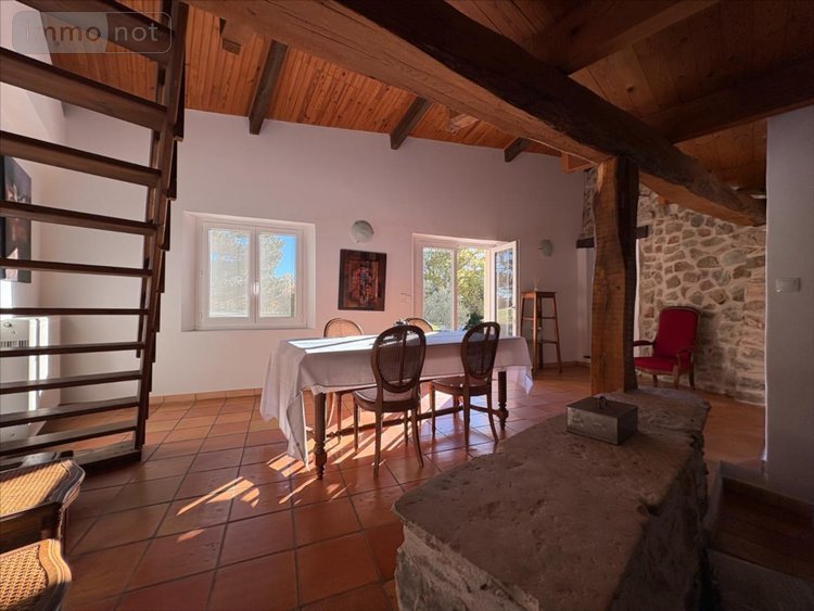 Maison a vendre Simiane-la-Rotonde 04150 Alpes-de-Haute-Provence 247 m2 7 pièces 730400 euros