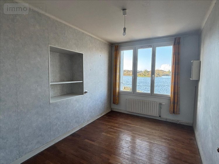 Maison a vendre Huelgoat 29690 Finistère 180 m2 8 pièces 174000 euros