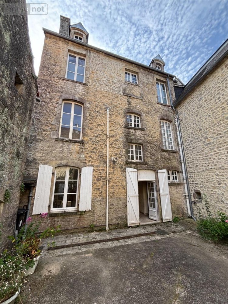 Maison a vendre Valognes 50700 Manche 244 m2 9 pièces 331400 euros