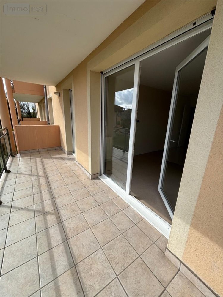 Location appartement Montrevel-en-Bresse 01340 Ain 70 m2 3 pièces 745 euros