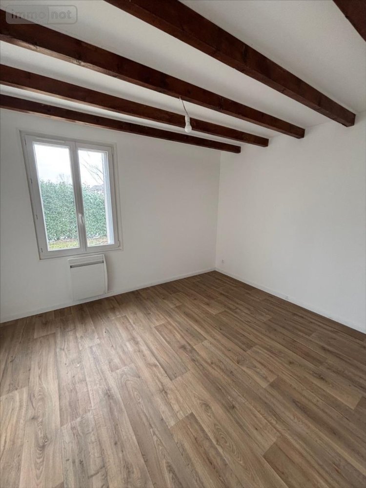 Location maison Montrevel-en-Bresse 01340 Ain 123 m2 4 pièces 1325 euros