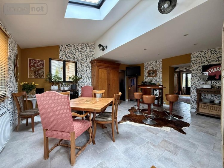 Maison a vendre Pleugueneuc 35720 Ille-et-Vilaine 162 m2 11 pièces 462000 euros