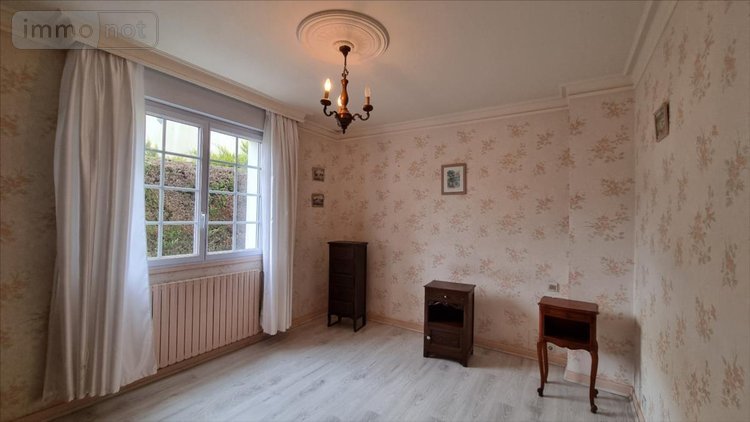 Maison a vendre Callac 22160 Côtes-d'Armor 142 m2 6 pièces 241500 euros