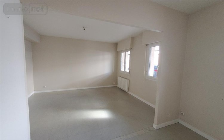 Appartement a vendre Carhaix-Plouguer 29270 Finistère 66 m2 3 pièces 126000 euros
