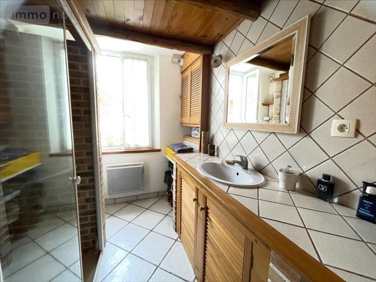 Maison a vendre La Jarrie 17220 Charente-Maritime 135 m2 4 pièces 358800 euros