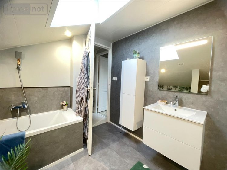 Maison a vendre La Jarrie 17220 Charente-Maritime 127 m2 6 pièces 332000 euros