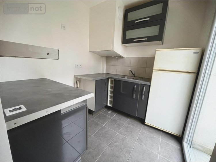 Location appartement Reims 51100 Marne 40 m2 2 pièces 668 euros