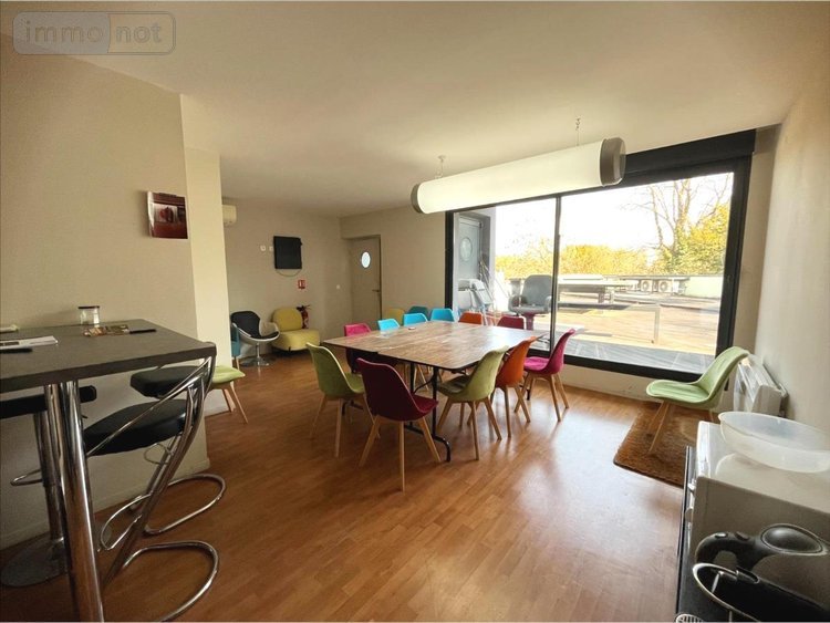 Location fonds et murs commerciaux Reims 51100 Marne 25 m2  1000 euros