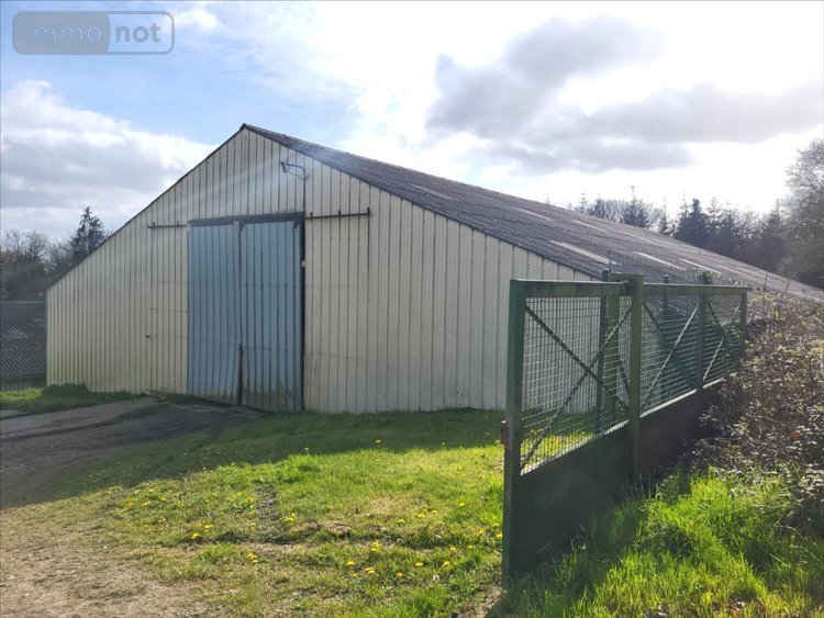 Bien agricole a vendre Poullaouen 29246 Finistère  157500 euros