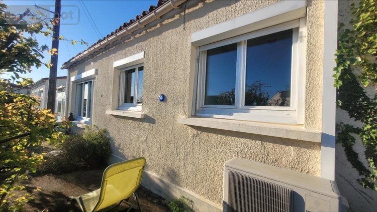 Maison a vendre Fontenay-le-Comte 85200 Vendée 118 m2 4 pièces 166400 euros
