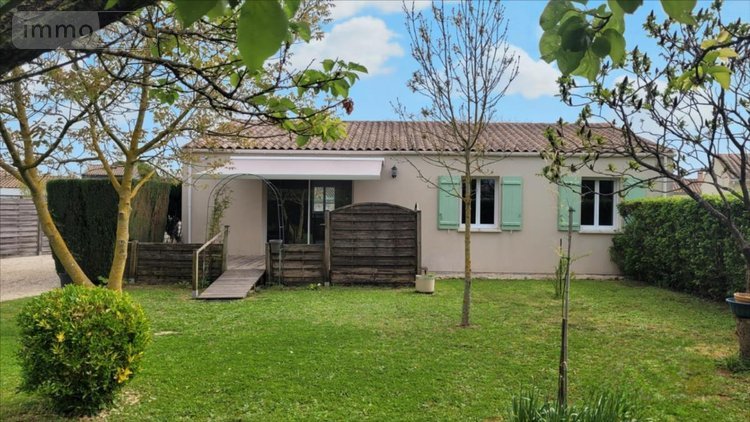Maison a vendre La Ronde 17170 Charente-Maritime 87 m2 4 pièces 218400 euros
