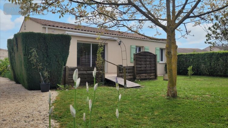 Maison a vendre La Ronde 17170 Charente-Maritime 87 m2 4 pièces 218400 euros