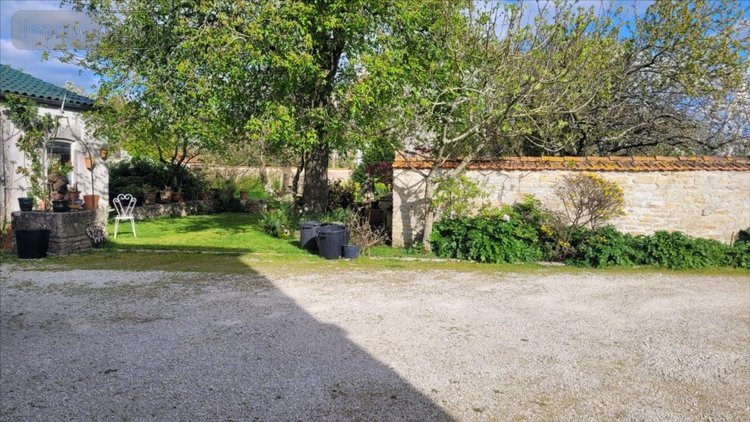 Maison a vendre Marans 17230 Charente-Maritime 255 m2 8 pièces 638600 euros