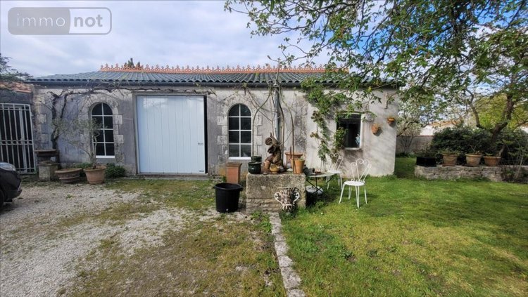 Maison a vendre Marans 17230 Charente-Maritime 255 m2 8 pièces 638600 euros