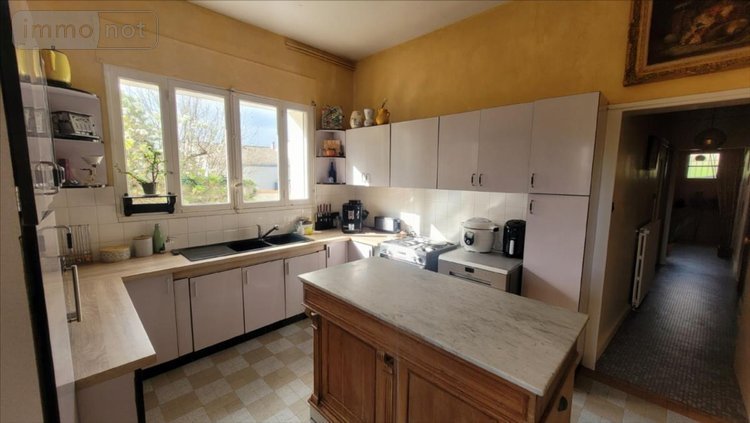 Maison a vendre Marans 17230 Charente-Maritime 255 m2 8 pièces 638600 euros