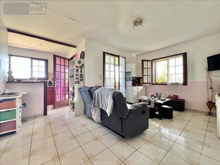 Maison a vendre Le Tampon 97430 Réunion 40 m2 3 pièces 180000 euros