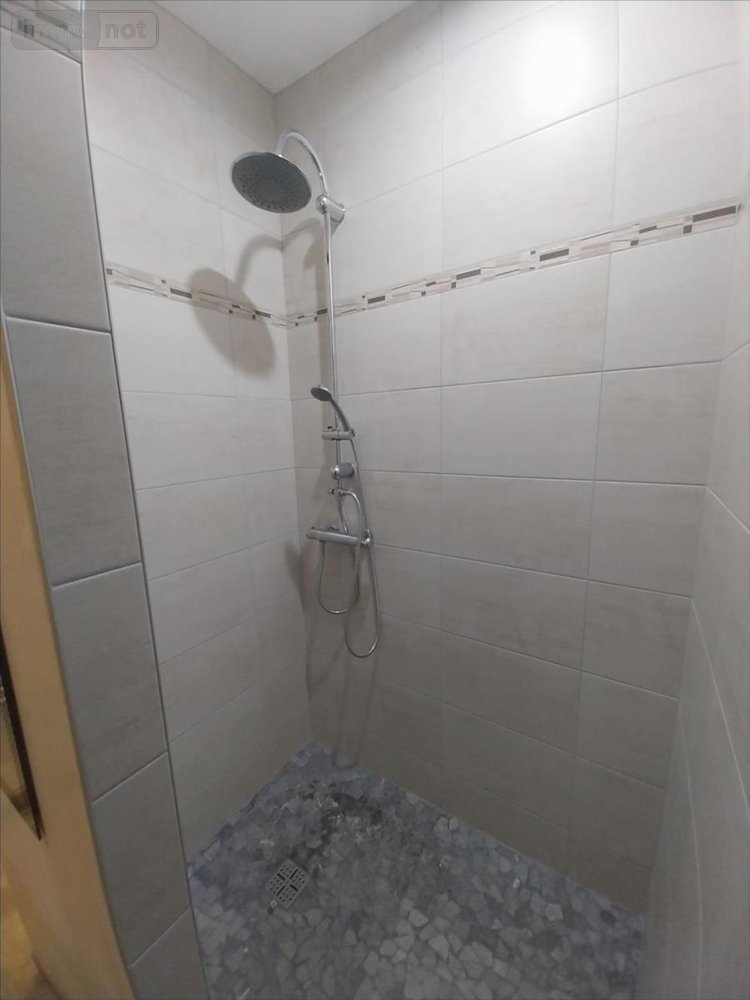 Immeuble a vendre Roz-sur-Couesnon 35610 Ille-et-Vilaine 120 m2  220680 euros