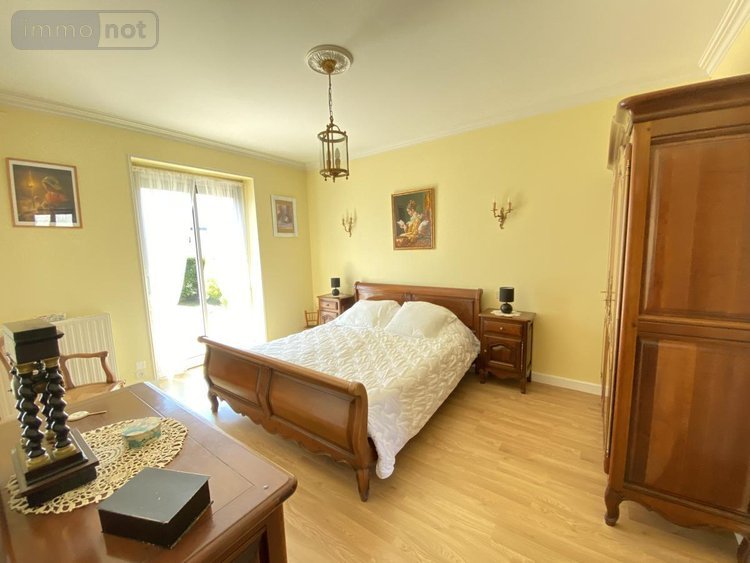 Maison a vendre Loudéac 22600 Côtes-d'Armor 245 m2 8 pièces 358800 euros