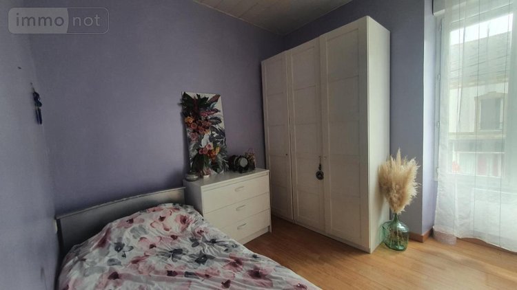 Fonds et murs commerciaux a vendre Gourin 56110 Morbihan 130 m2  168620 euros