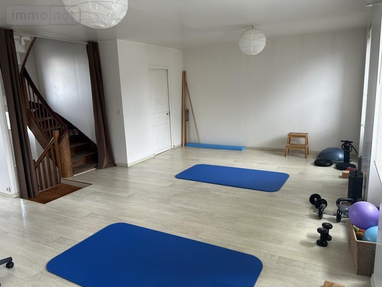 Immeuble a vendre Guingamp 22200 Côtes-d'Armor 135 m2  227360 euros