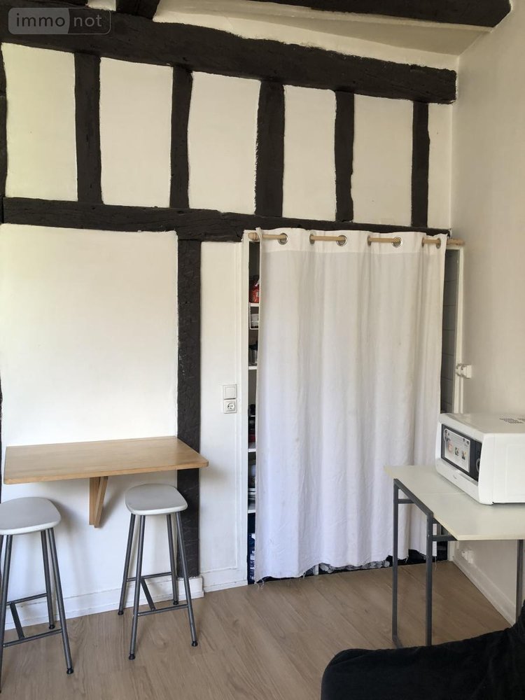 Location appartement Paris 4e arrondissement 75004 Paris 14 m2 1 pièce 768 euros