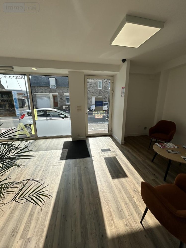Immeuble a vendre Yffiniac 22120 Côtes-d'Armor 331 m2  689000 euros