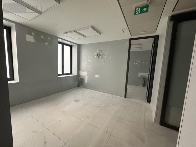 Fonds et murs commerciaux a vendre Paris 2e arrondissement 75002 Paris 153 m2  1560000 euros